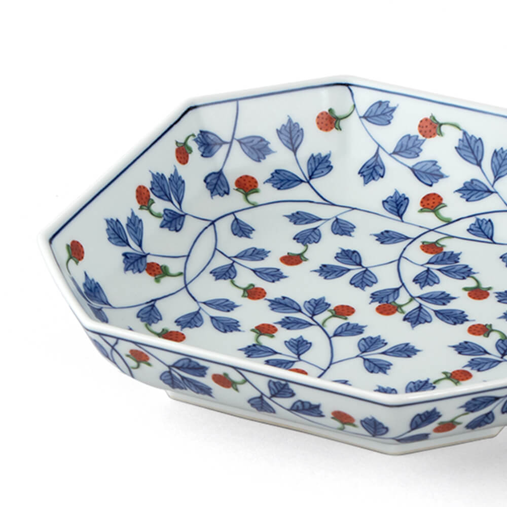 染錦苺絵 (赤) 方皿 ｜ 有田焼の源右衛門窯公式オンラインショップ