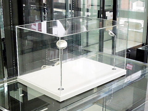 アクリルケース【ショーケース販売の徳山】