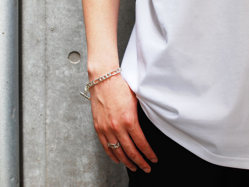 Hollow Cutting Figaro Chain Bracelet/on the sunny side of the