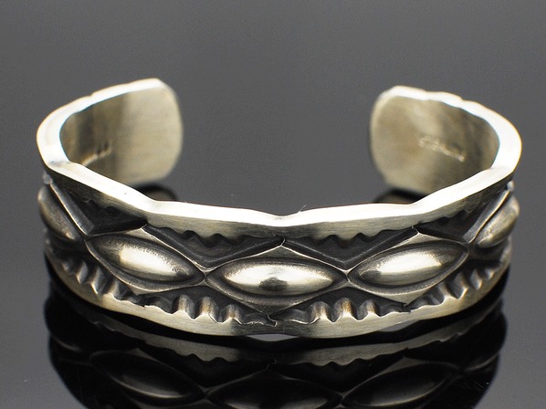 Navajo Bracelet/INDIAN JEWELRY（インディアンジュエリー） - DEFI