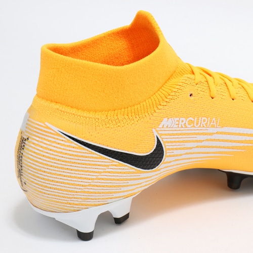 ﾅｲｷ ｽｰﾊﾟｰﾌﾗｲ 7 PRO AG-PRO／サッカーショップKAMO