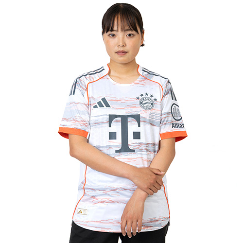 24/25 バイエルン・ミュンヘン アウェイ 長袖 ユニフォーム 17番