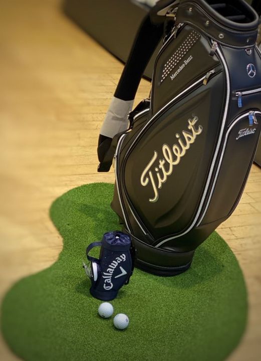 レア】メルセデス・ベンツ キャディバッグ+キャロウェイウェッジ2本