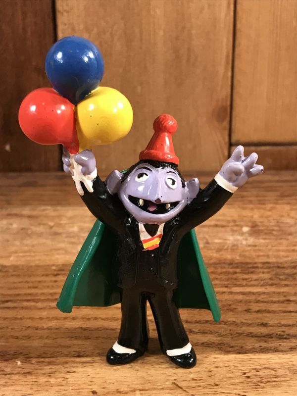 Applause Sesame Street Count Von Count “Balloon” PVC Figure