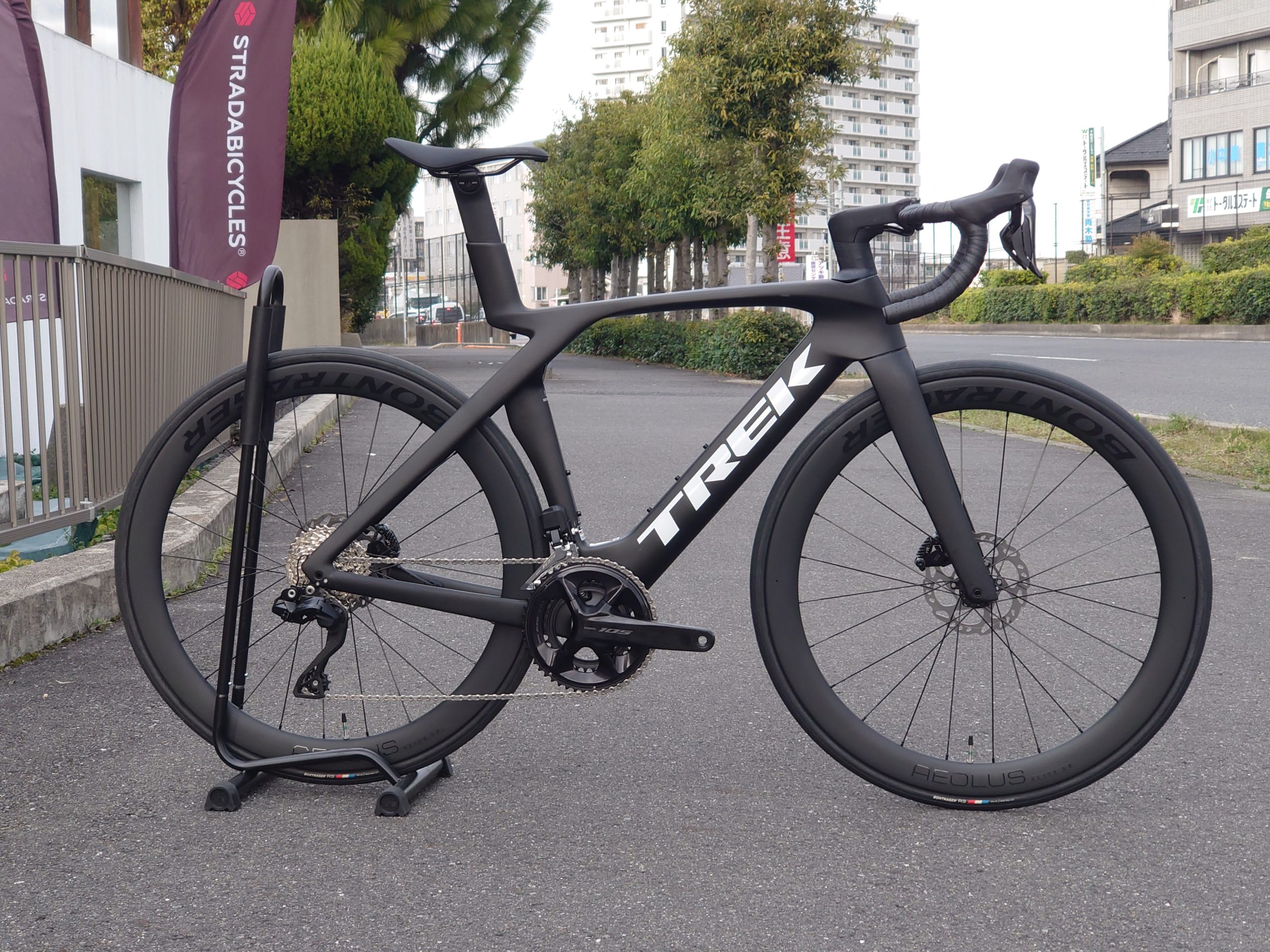 TREK MADONE SLR DISC 52サイズ/純正ハンドル・サドル付き トレック