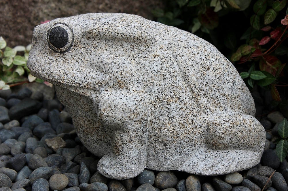 蛙の製品案内愛知県岡崎市の石灯篭・水鉢蹲など石材製品の製造販売杉田