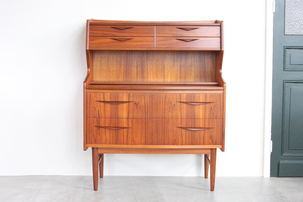 ビンテージ北欧家具/デンマーク製 チークライティングビューロー 2段