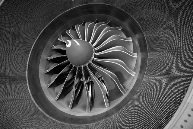 LAOWA 11mm F4.5 FF RL 各マウント