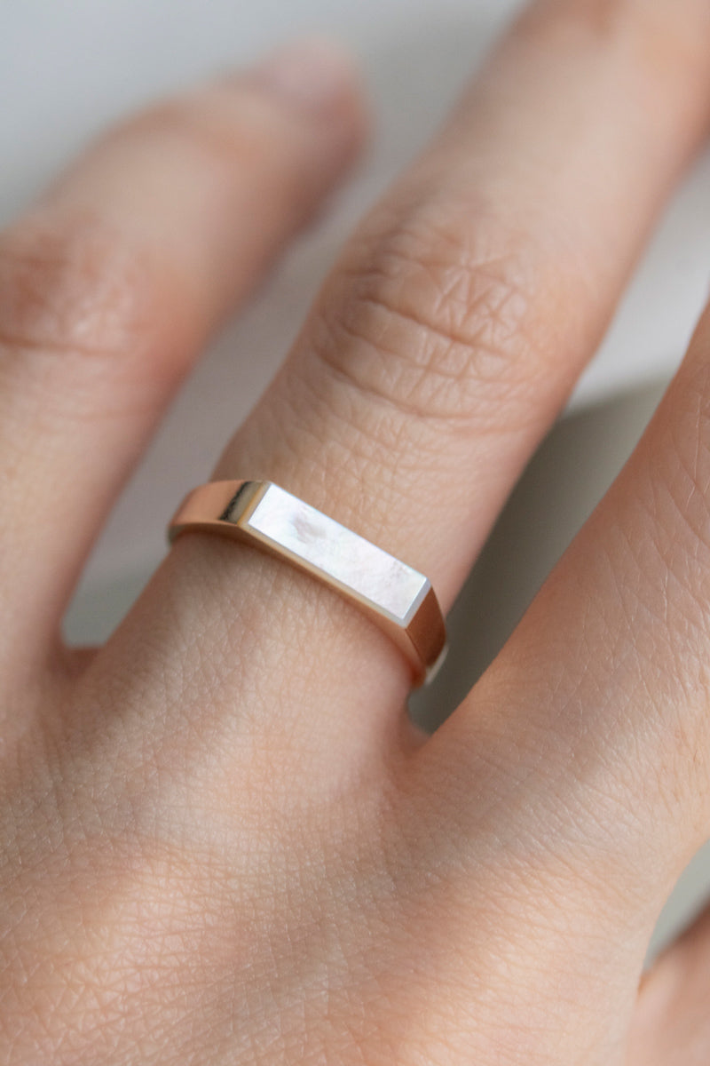 simmon 10K & NARROW SHELL SIGNET RING CUT シモン 白蝶貝シグネット