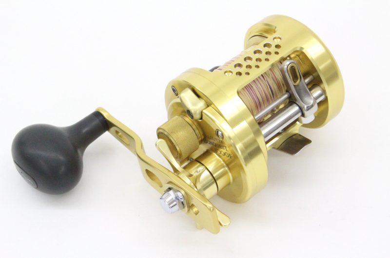 シマノ カルカッタコンクエスト 1000F ベイトリール 船釣り ソルト