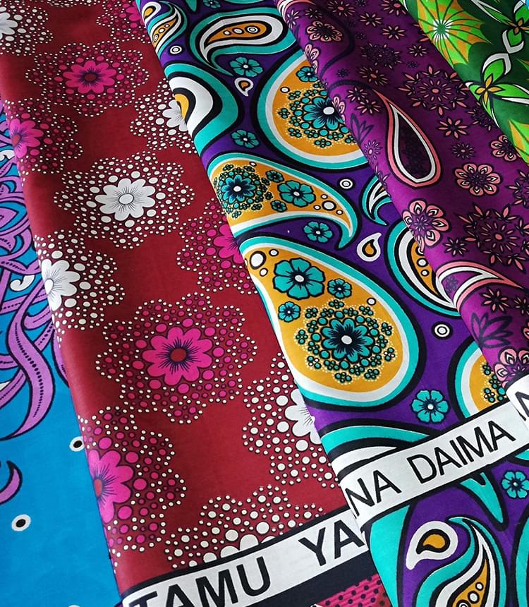 POLE POLE KANGA SHOP｜カンガのご紹介