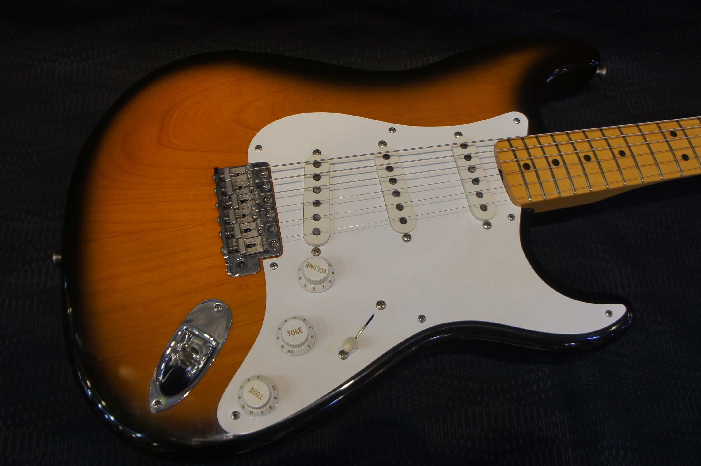 Fender／1994年製 American Vintage 57 Stratocaster 2TS (USED) 商品