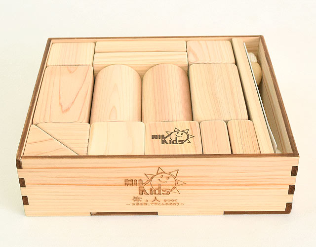 ひのき積み木 [小14pcs] 栃木県鹿沼産｜木のおもちゃ ポプリの森
