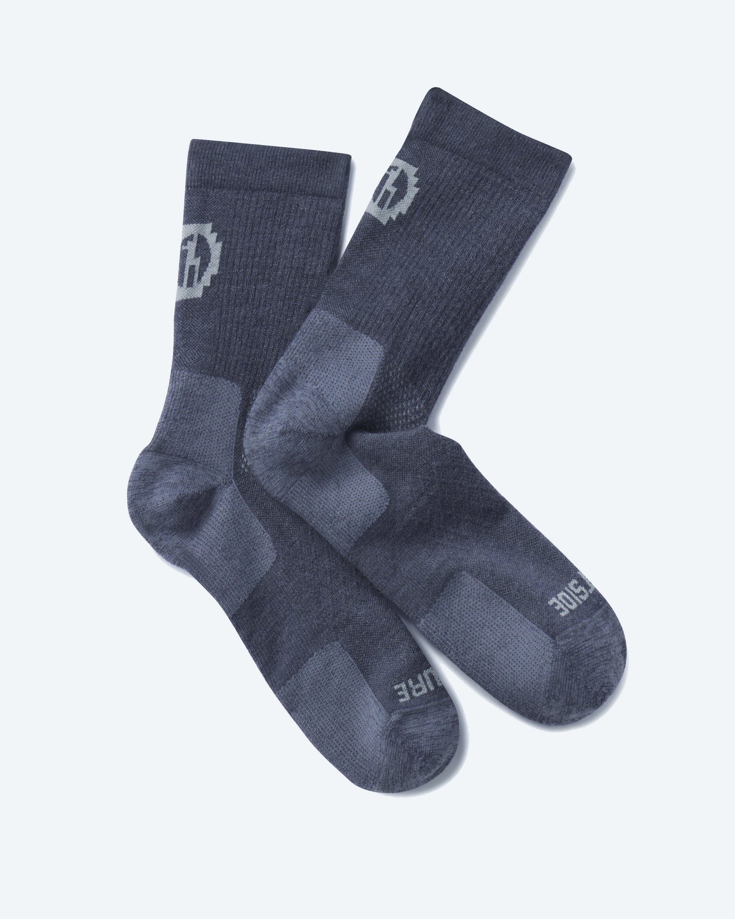 Trail 3/4 Crew Socks – Moisture-Wicking Hiking Socks – PAKA®
