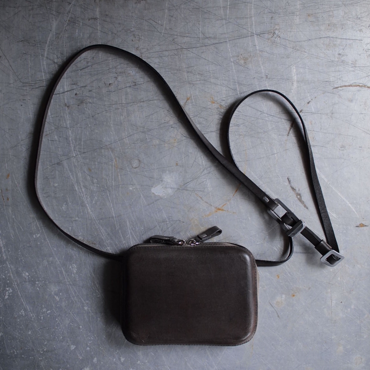 CECCHI DE ROSSI/ARMOR BELT BAGpeau de l'ours | peau de l'ours