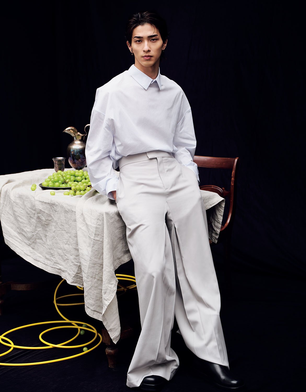 横浜流星が装う、ディオールのクラシックとモダン｜Pen Online