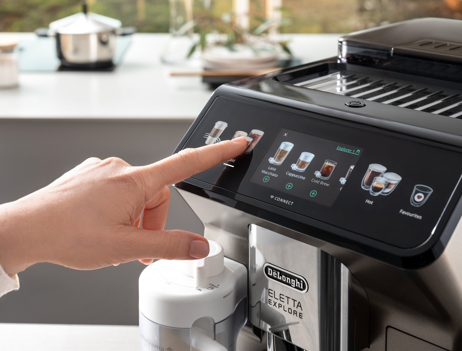 自分好みにカスタムできる、“カフェ超え” の最高峰マシン【神原サリー