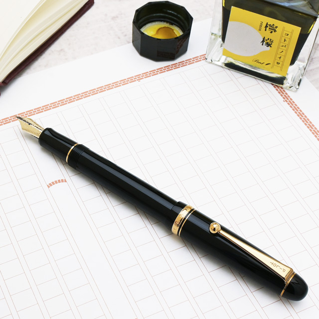 PILOT パイロット カスタム74万年筆 ブラック ミュージック コース