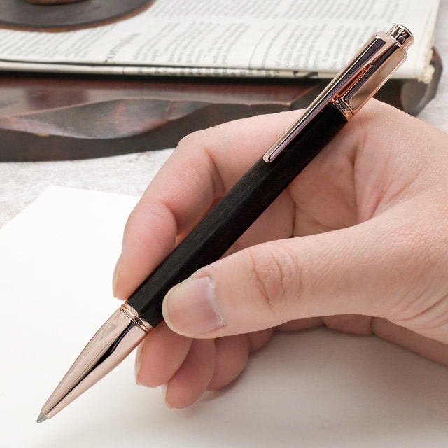 CARAN D'ACHE カランダッシュ ボールペン バリアス 特別素材使用 4480