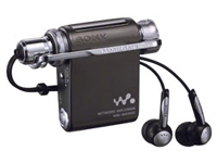 ソニー、チタンボディ採用の512MBメモリー内蔵ネットワーク