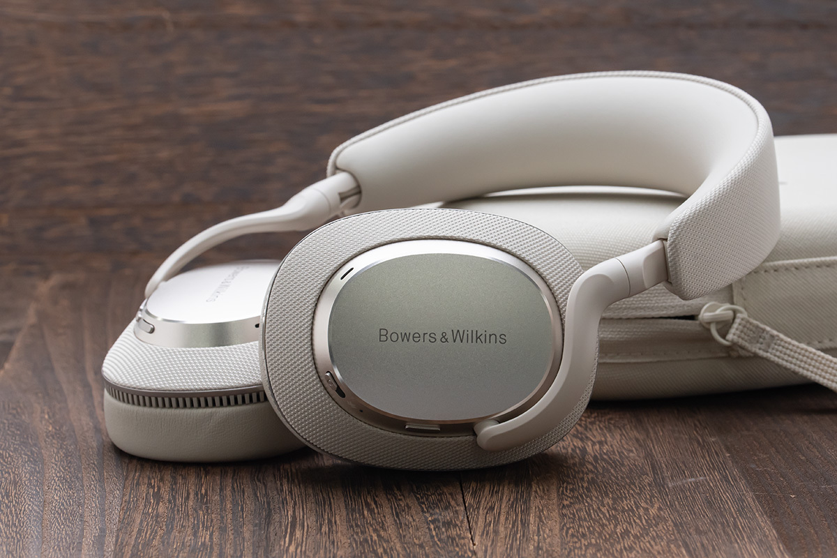 ワイヤレスヘッドホンの音も遂にここまで来たか」。Bowers & Wilkinsの