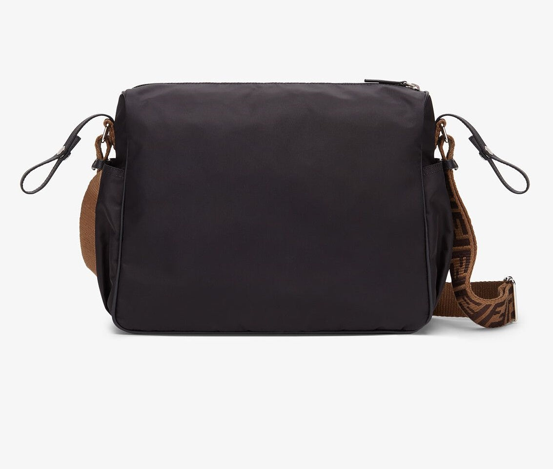お取り寄せ】『FENDI』 FFスラップショルダー マザーズバッグ ＜要在庫