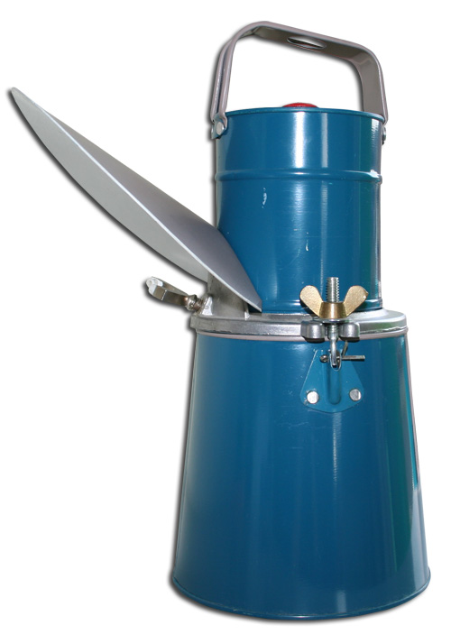 渓流/渓流釣り/CARBIDE LAMP（カーバイトランプ）手堤魚取用 3号型用 庇付