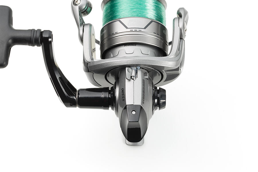 がま磯 中硬 2号 釣り竿 ABU Cardinal 55 リール がま磯 中