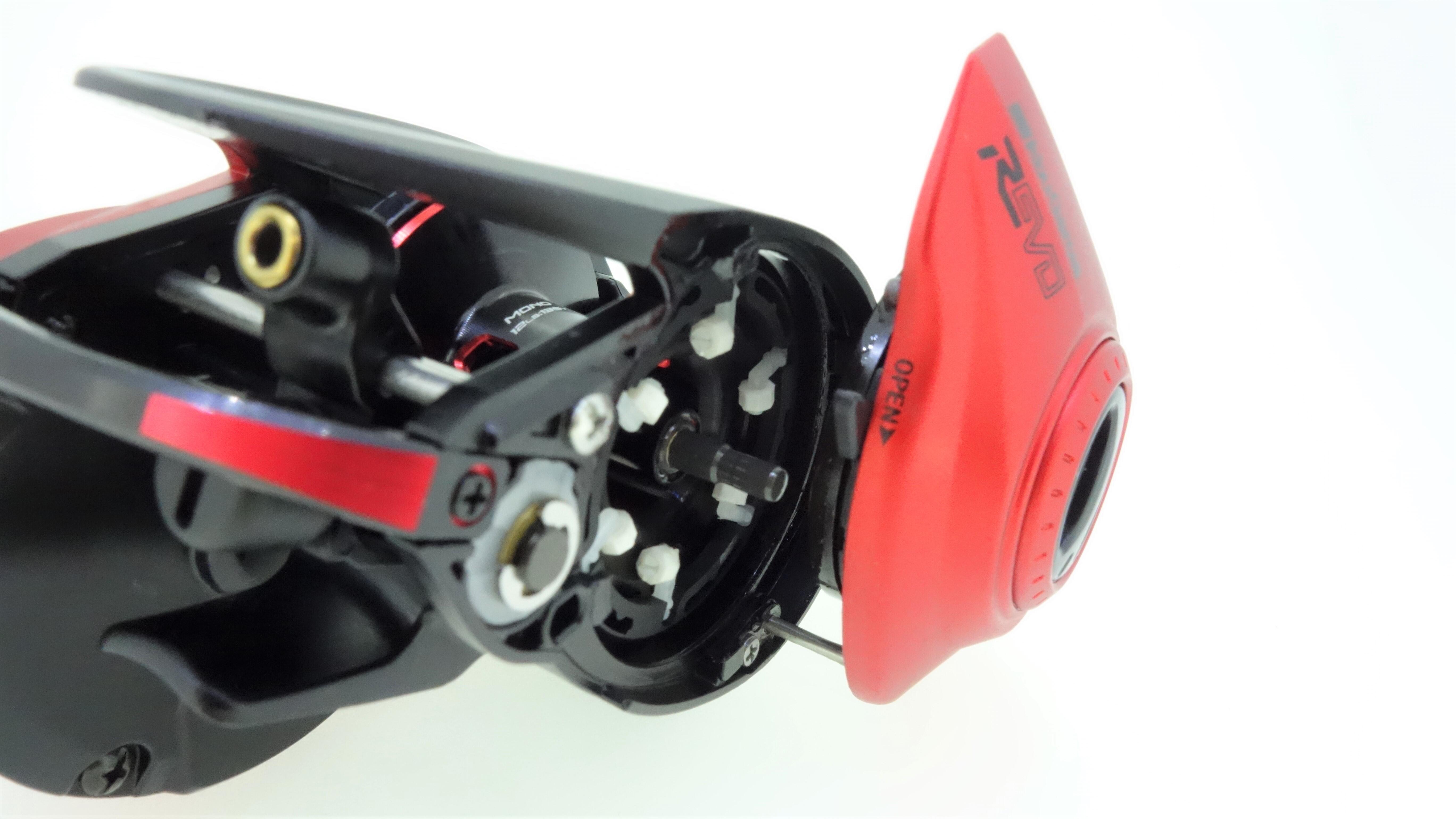 REVO5 ROCKET (レボ5 ロケット)｜AbuGarcia｜釣具の総合メーカー