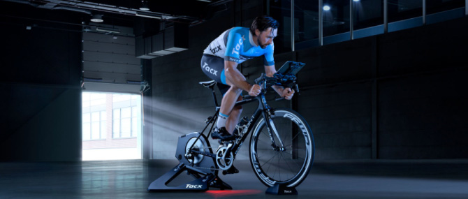 Tacx（タックス）【路面からの振動まで再現】Neo Smart （ネオスマート