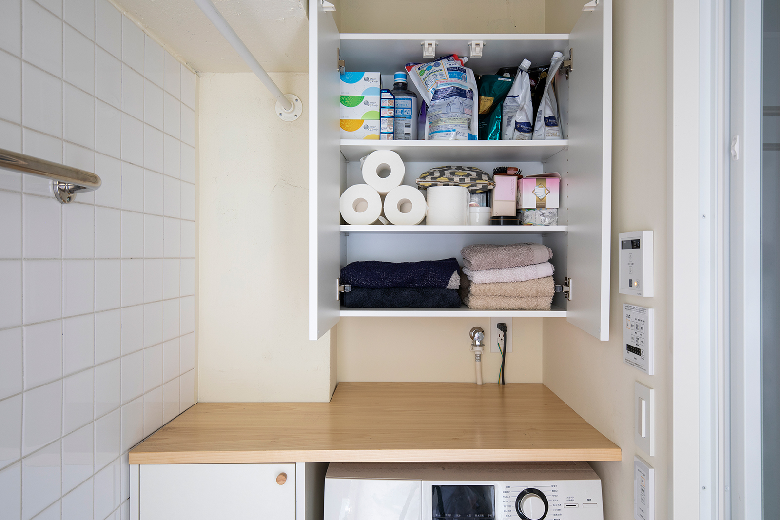 期間限定〙ホワイト キッチン収納☆食器棚 W88✕H181✕D40