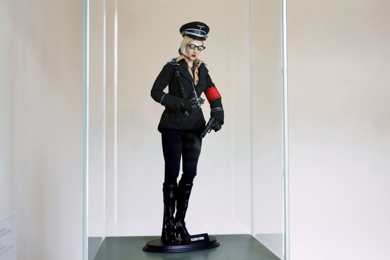 Silken Floss – The female NS-perpetrator in popular culture. A