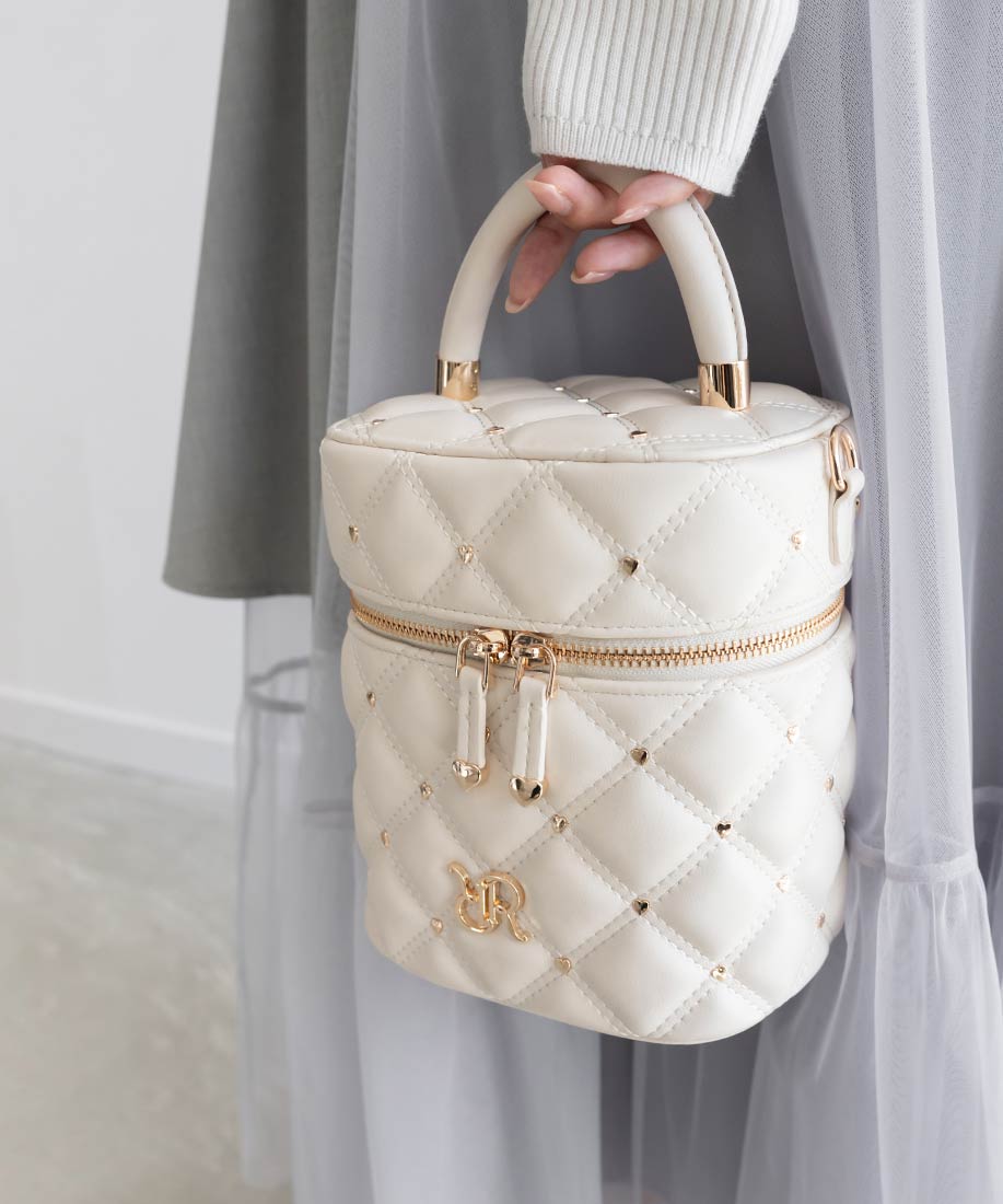 SALE】【HEART COLLECTION】ハートスタッズ2WAYキルティングバニティ