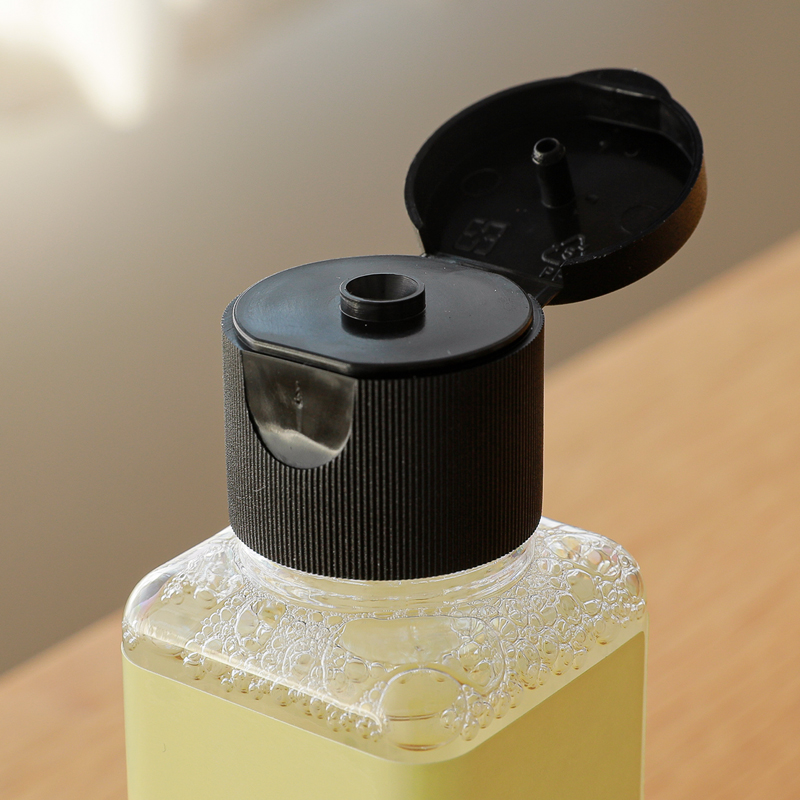 ユニタス レザーケアキットトリプルフリー 100ml ｜家具・インテリア