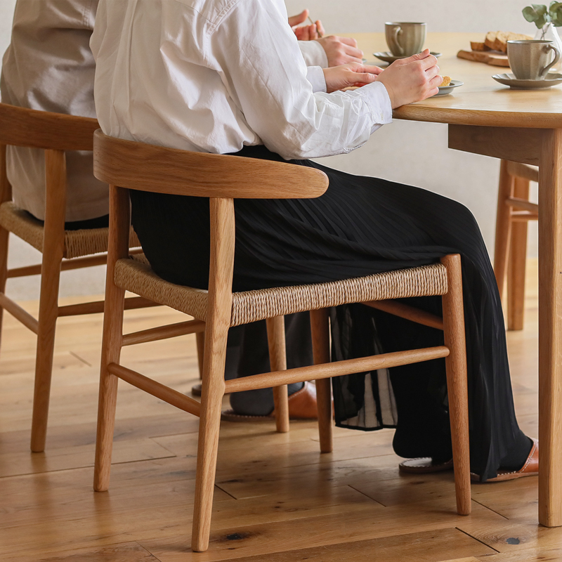 ダイニングチェア folk round arm ｜家具・インテリア通販 Re:CENO(リセノ)