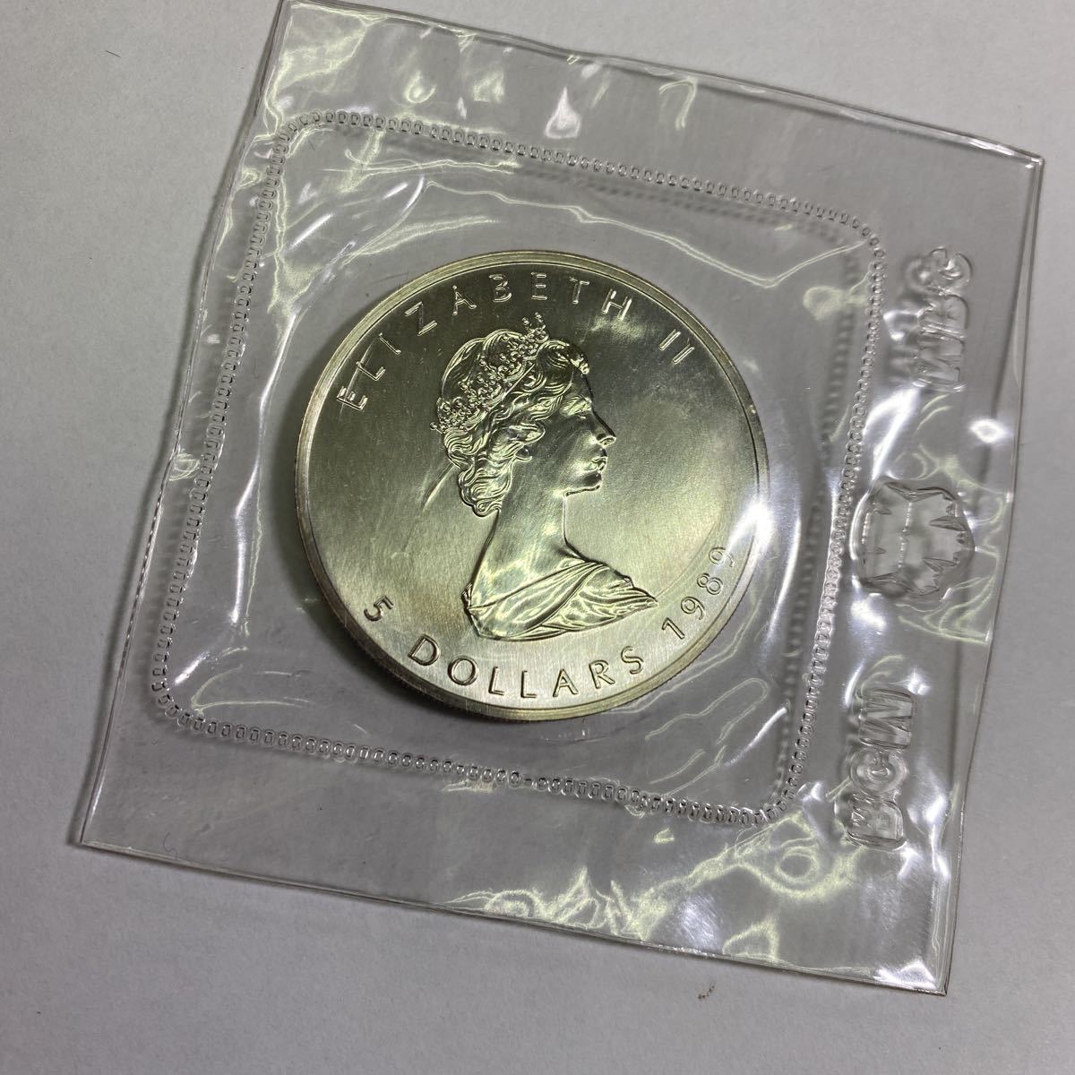 カナダ メイプルリーフ 1989年 純銀 1オンス 5ドル銀貨 エリザベス2世