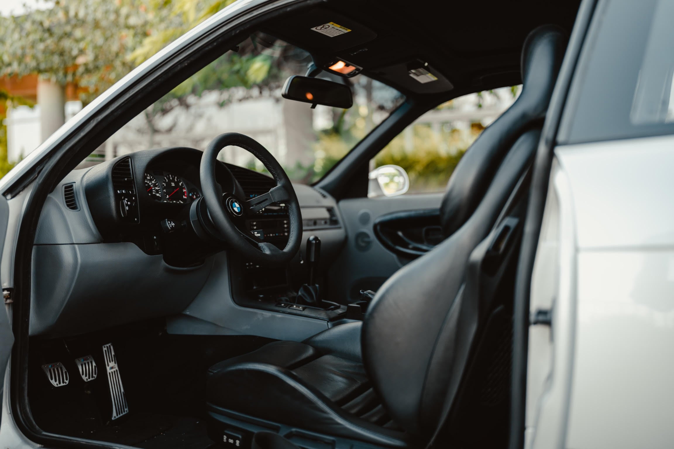 Renown Chicane Dark Steering Wheel – Renown USA