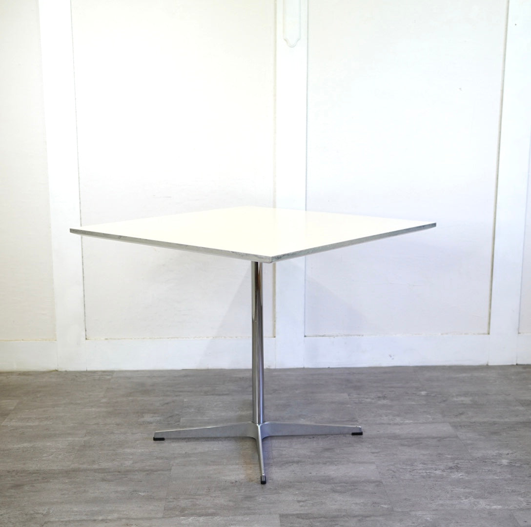 フリッツハンセン / FRITZ HANSEN テーブルシリーズ / table series