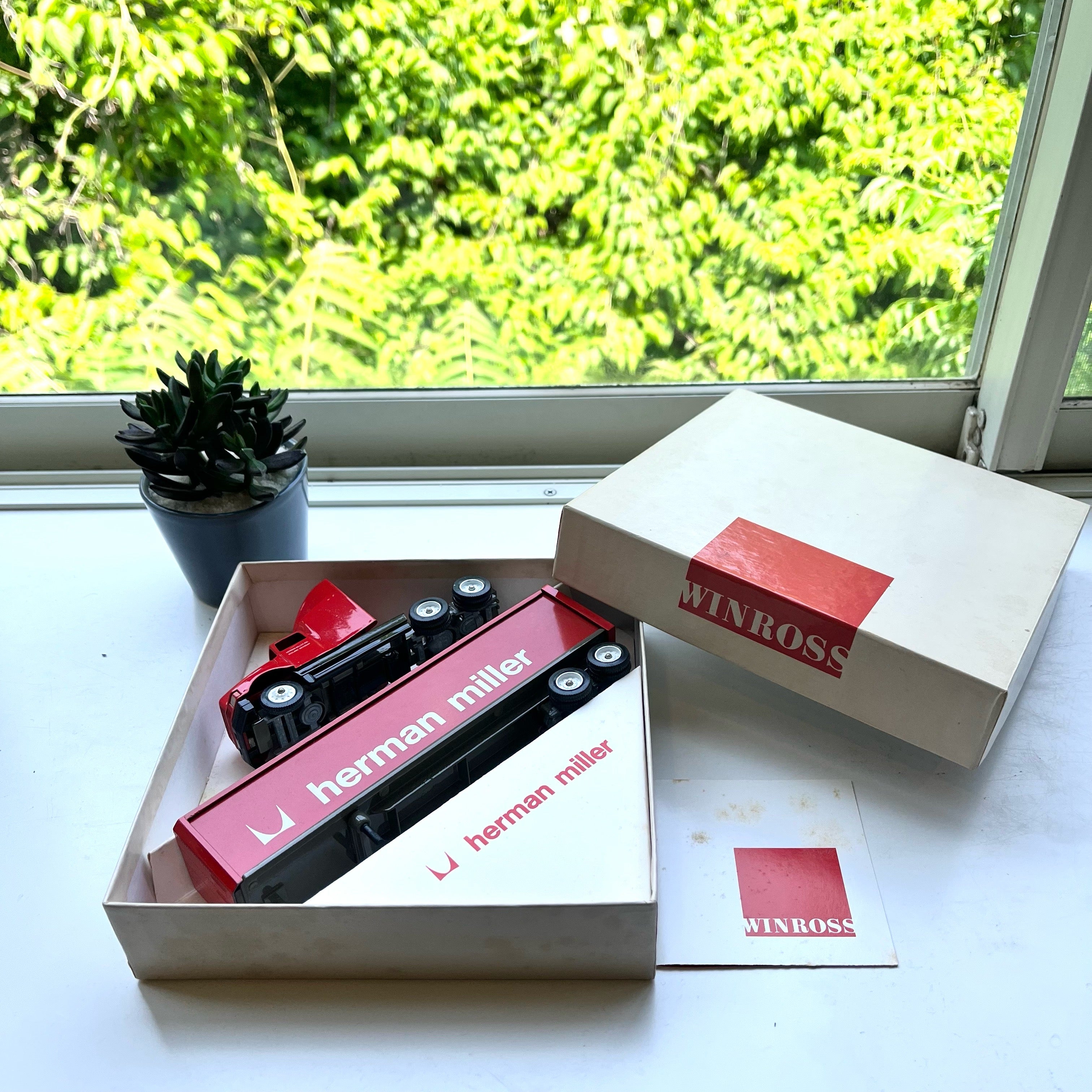 ウィンロス / WINROSS ハーマンミラー トレーラー ミニチュアトラック