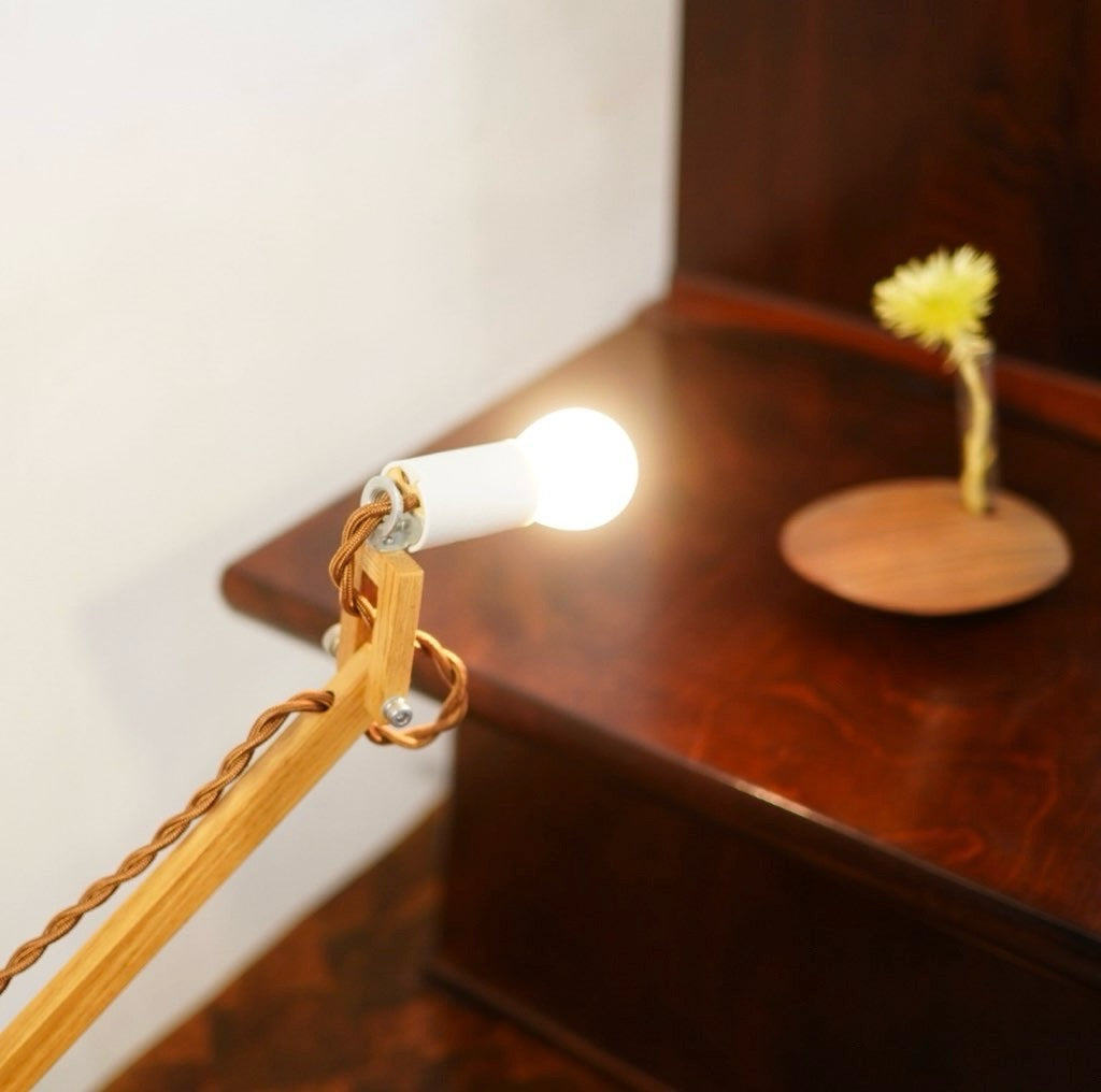 チクニ / chikuni 丸台座照明 デスクライト 壁掛け照明 テーブルランプ