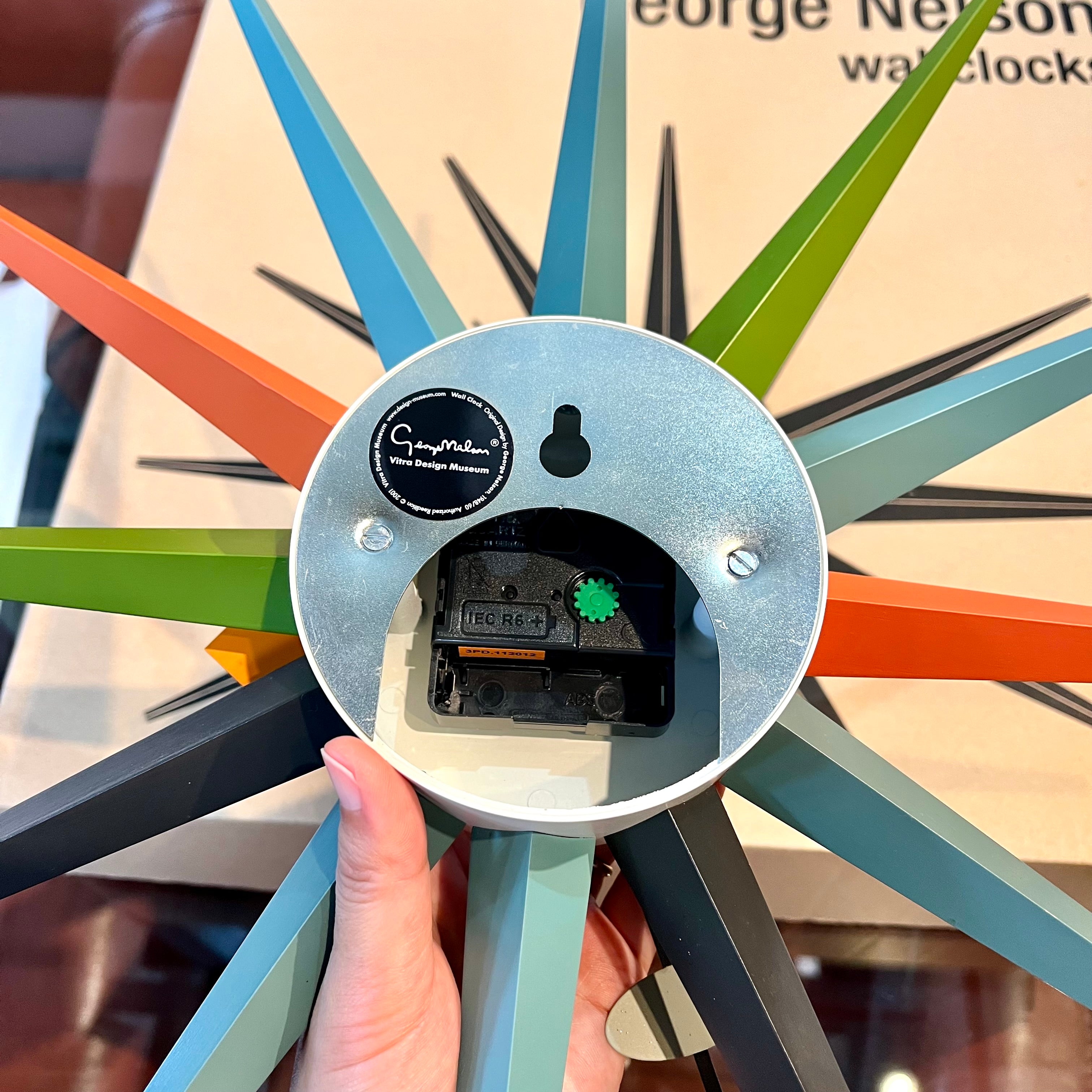 ヴィトラ / Vitra サンバースト / Sunburst Clock マルチカラー