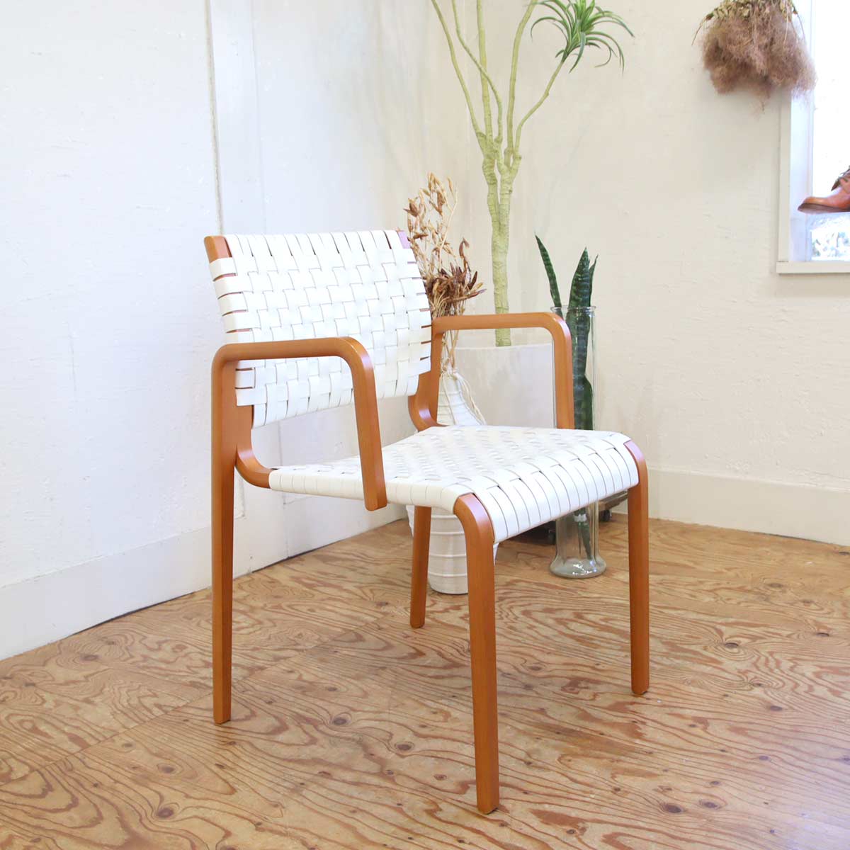 アルフレックス / arflex NTスリム アームチェア ホワイト 【2】 中古