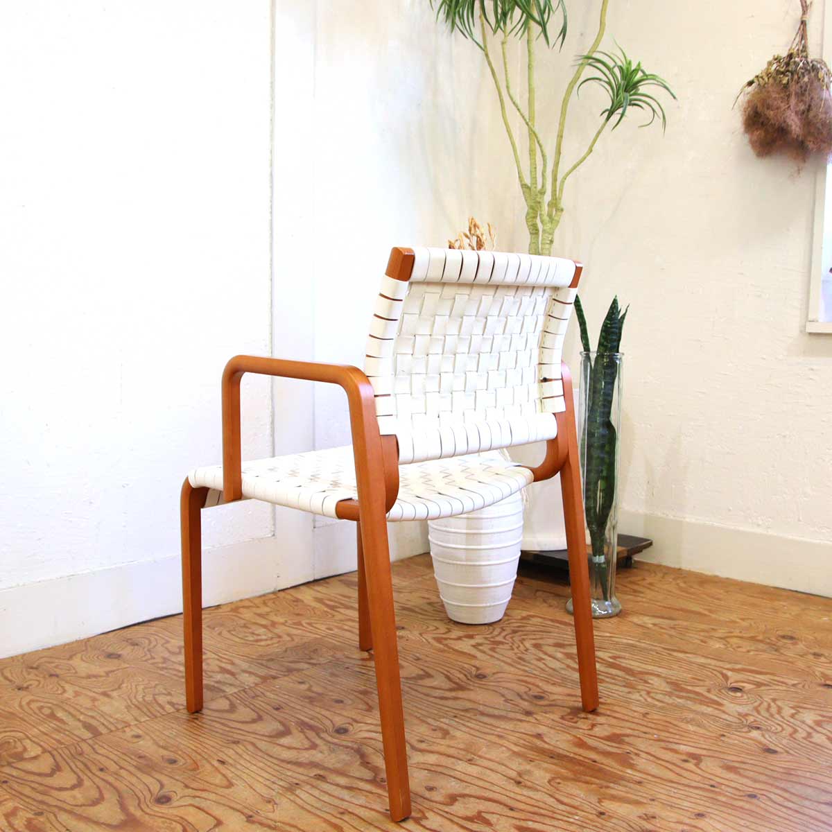 アルフレックス / arflex NTスリム アームチェア ホワイト 【2】 中古