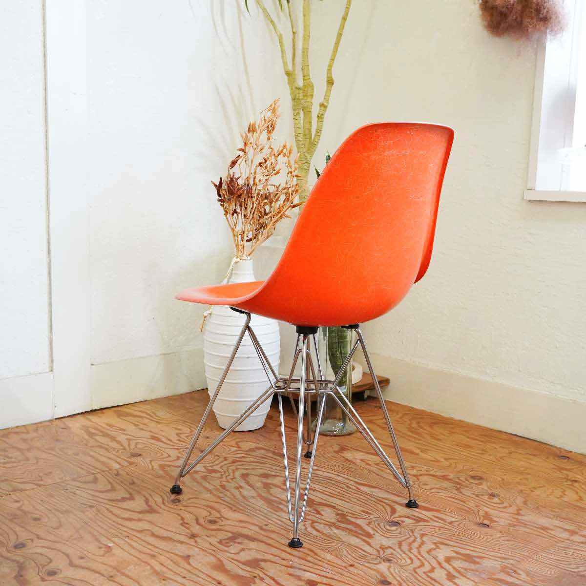 ハーマンミラー / Herman Miller サイドシェルチェア FRP オレンジ