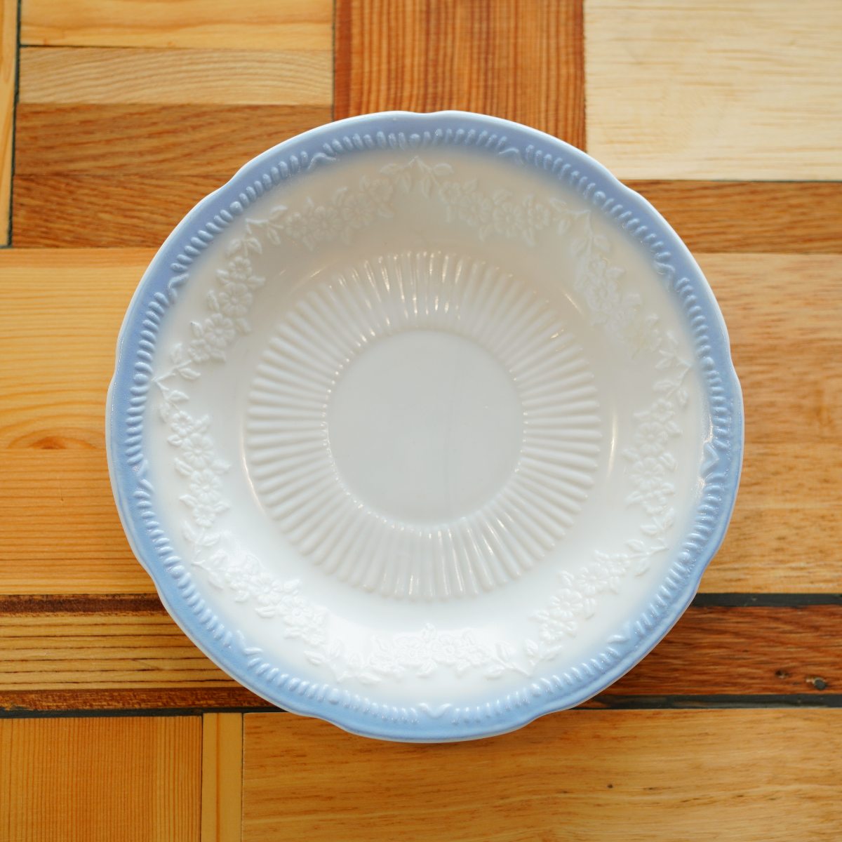 ファイヤーキング / Fire King カップ＆ソーサー アリス ヴィトロック