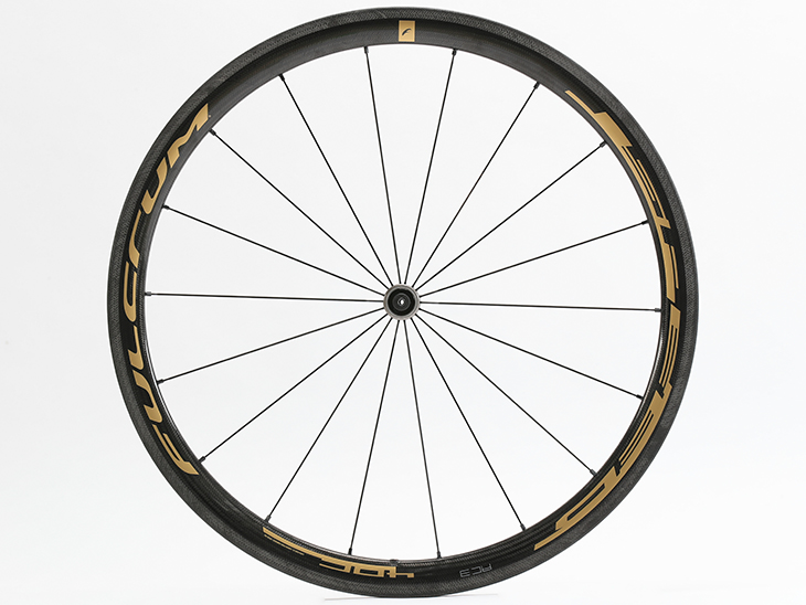 フルクラム：新製品情報》極小生産数僅か75ペア！日本国内限定FULCRUM