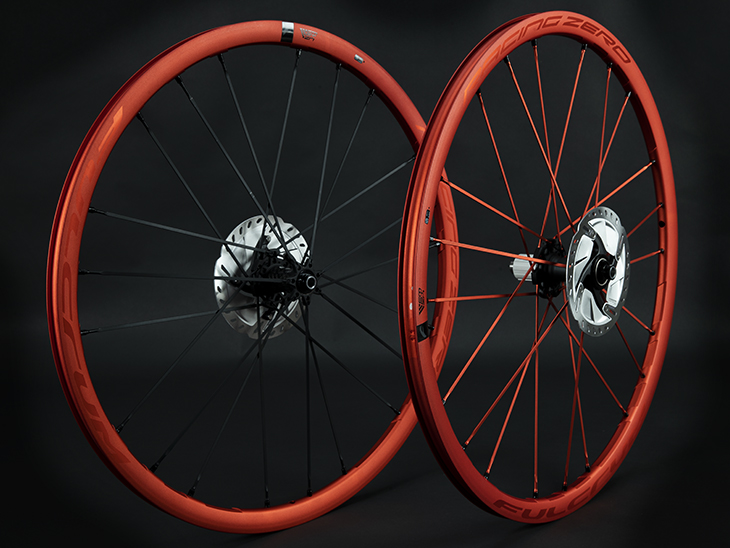 フルクラム：新製品情報》日本国内限定FULCRUM 「RACING ZERO CMPTZN