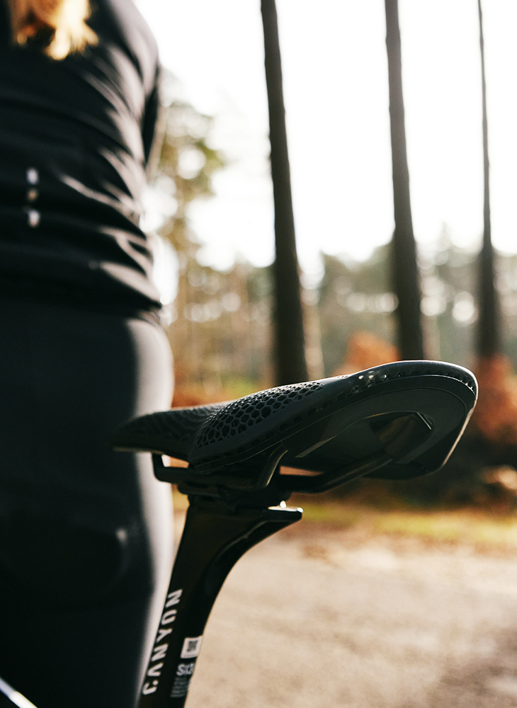 フィジーク：新製品情報】fi'zi:k 3Dプリントパディングを採用した