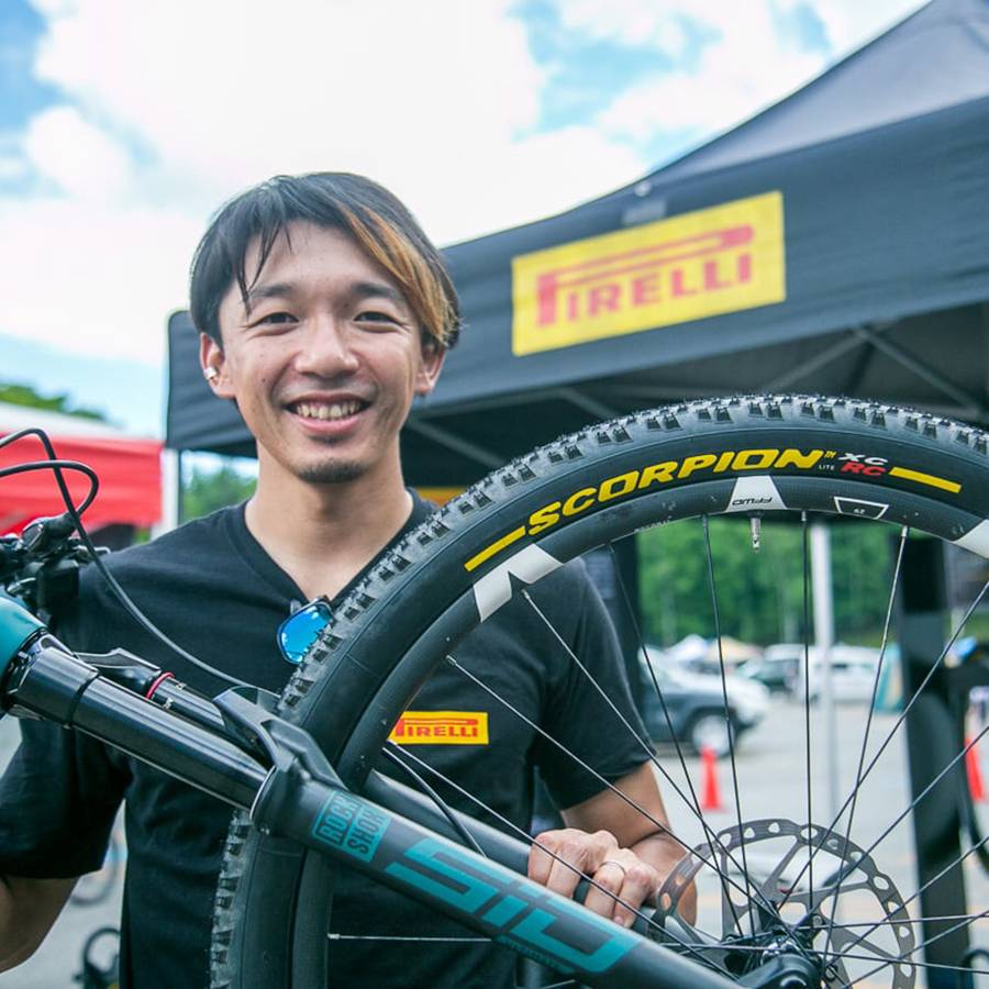 ゴアテックスよりも防水性が高い MTB Leatt5.0 Size MEDIUM ゴアテック