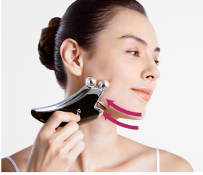 おねだりギフトに◎ 美顔ローラー：ReFa(リファ)カッサブラックモデル